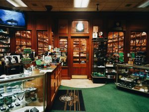 smokys lobby